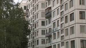 Александр Беглов проверил ход капремонта жилых домов в Красногвардейском районе