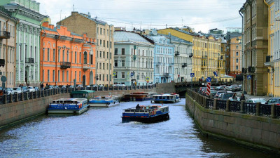 Эксперт рассказал о том, насколько подорожает в 2020 году цена на водные экскурсии в Петербурге