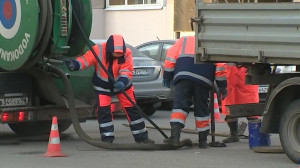 Специалисты «Водоканала» рассказали, как посторонние предметы попадают в канализацию