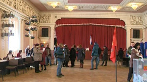 В предвыборной гонке в Петербурге будут участвовать «пират» и любитель застоя