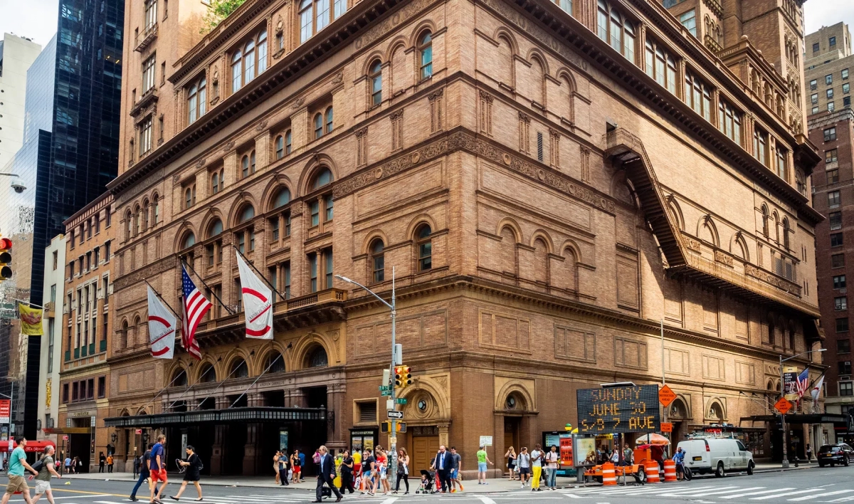 Нью-йоркский «Карнеги-холл» отстранил от концертов Гергиева и Мацуева - tvspb.ru