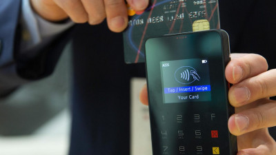 Госдума в третьем чтении приняла законопроект об отмене банковского роуминга