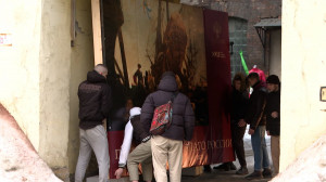 Как перевозят императора: Пётр I кисти Анатолия Перевышко переезжает из мастерской художника в музей