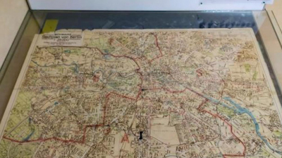 Музею танковой армии ЗВО передали карту Берлина 1945 года с планом наступательной операции