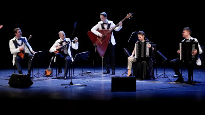 Петербургские артисты выступили в Народном театре Белграда