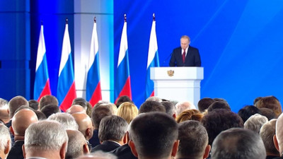 Голосование по поправкам в Конституцию планируют провести до 1 мая