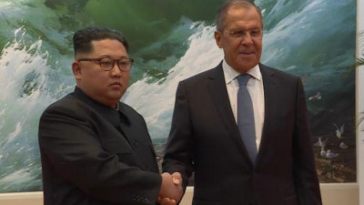 Лавров пригласил Ким Чен Ына посетить Россию