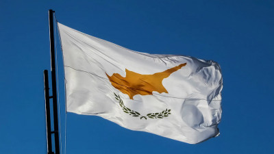 На Кипре вводят жесткий карантин