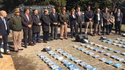 В Аргентине сожгли найденный в российском посольстве кокаин