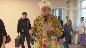 Юных пациентов больницы имени Филатова навестили клоуны