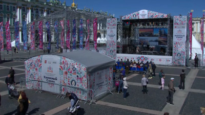 Участники Петербургского международного книжного салона обсудили культуру мегаполисов