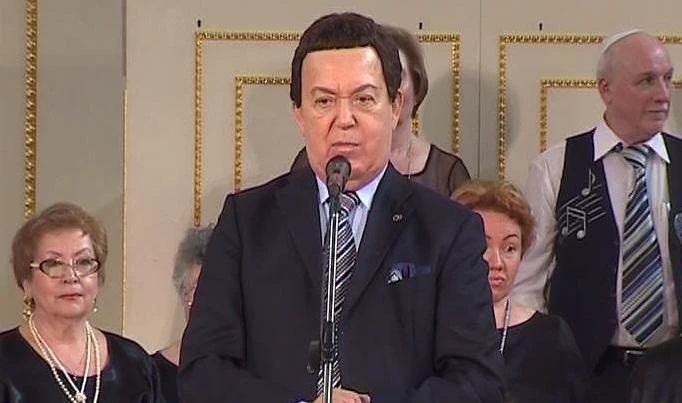 Родственники Кобзона опровергают информацию о том, что он впал в кому - tvspb.ru