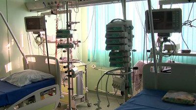 В Петербурге для больных COVID и пневмониями свободны почти 14% коек
