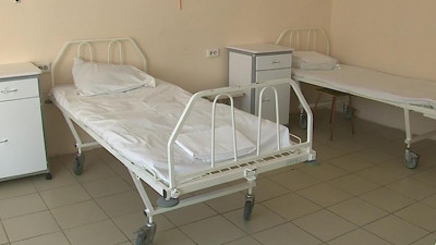В стационарах Петербурга, принимающих пациентов с COVID-19, свободно до 30% коек