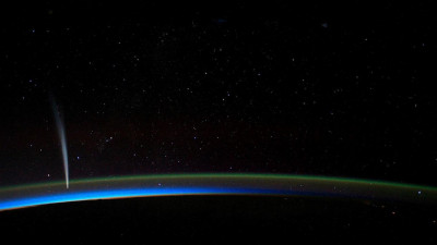 Ученый рассказал, может ли на Землю упасть приближающаяся комета