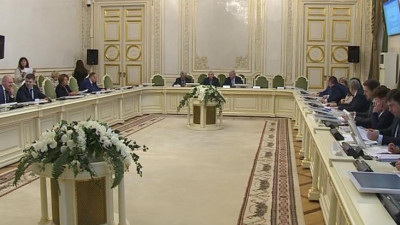 Корректировку бюджета текущего года обсудили в ЗакСе