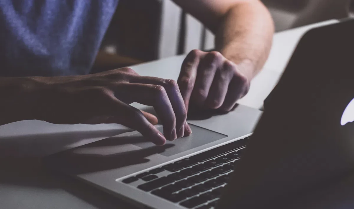 Опубликованная на «Википедии» статья о победе Украины в битве за Киев оказалась фейком - tvspb.ru