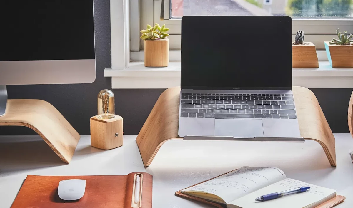 В Петербурге на удаленку перевели 101 класс из-за случаев ОРВИ и COVID - tvspb.ru