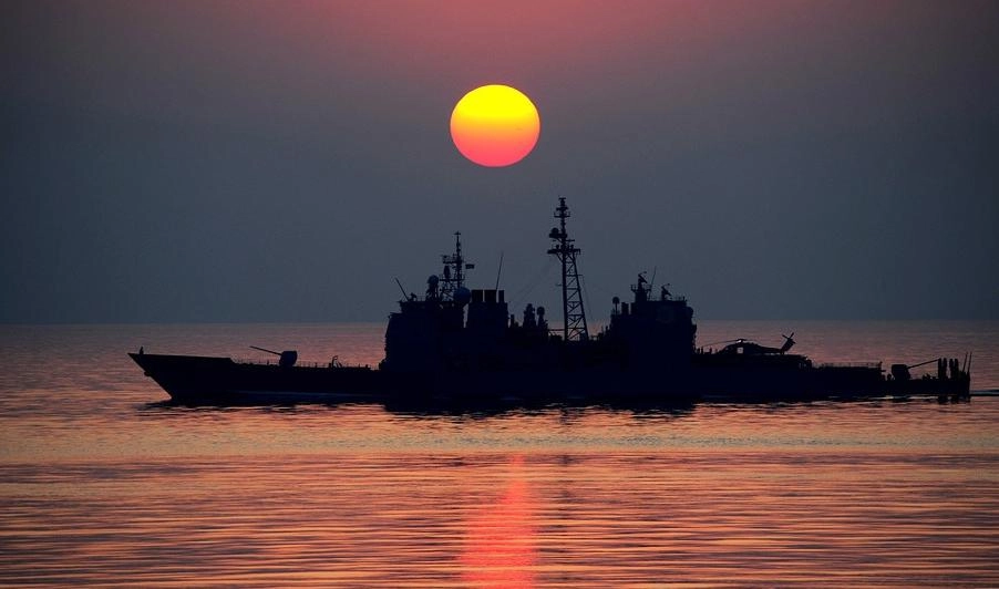 Украина заявила о подготовке нового прохода кораблей через Керченский пролив - tvspb.ru
