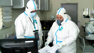 Петербург поддерживает уровень заболеваемости COVID-19 ниже 2 тысяч случаев в сутки