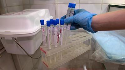 Петербуржцам рассказали, чем опасен самостоятельный забор проб на COVID-19