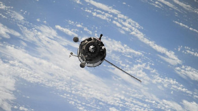 СМИ: Массовые маневры военных спутников США зафиксированы в России