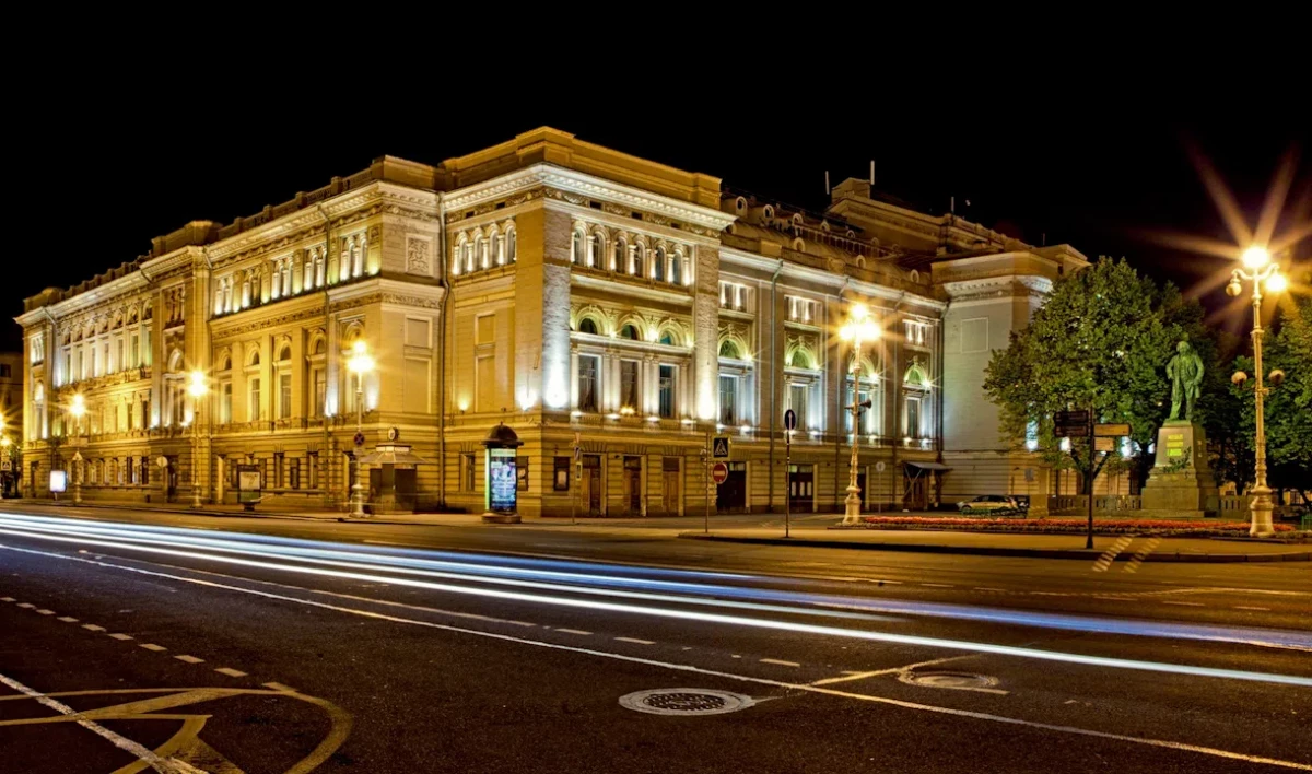 Студенты Санкт-Петербургской консерватории представили премьеру оперы «Пиковая дама» - tvspb.ru