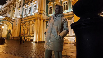 Супруга Валерия Карпина сняла в Петербурге клип перед матчем России и Кипра