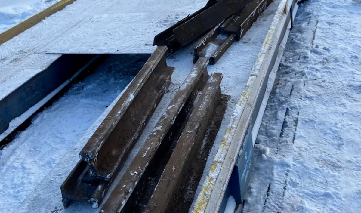 В Петербурге и Ленобласти задержали 5 подозреваемых в краже 4 тонн металла - tvspb.ru