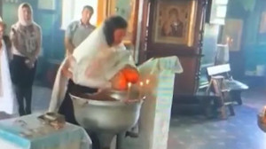 Скандал на крещении в Гатчине