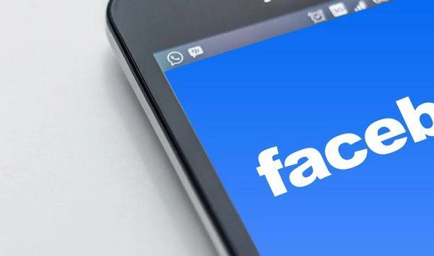 Facebook запретил размещать рекламу криптовалют - tvspb.ru