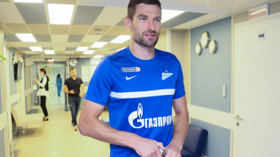 «Зенит» представил нового вратаря