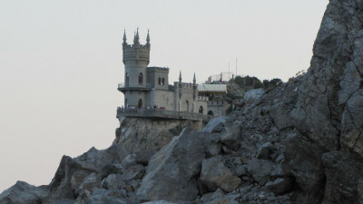 В Крыму сняли часть COVID-ограничений