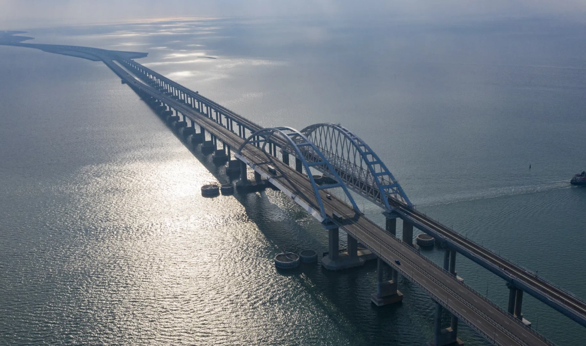 Почти 20 млн автомобилей пересекли Крымский мост за четыре года - tvspb.ru