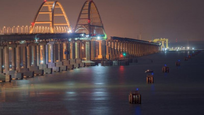 Опоры Крымского моста защитили специальными сооружениями