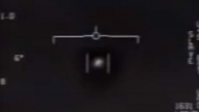 Пентагон опубликовал видеозаписи с НЛО