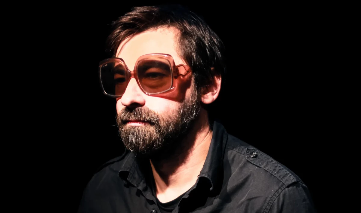 Главный режиссер Большого театра кукол Руслан Кудашов отметит юбилей на сцене - tvspb.ru