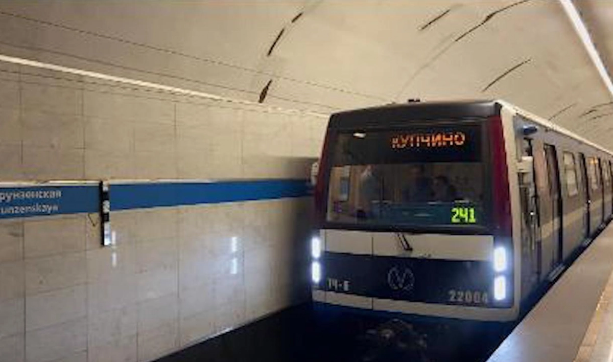 В петербургском метро опровергли информацию об изменении интервала движения поездов - tvspb.ru