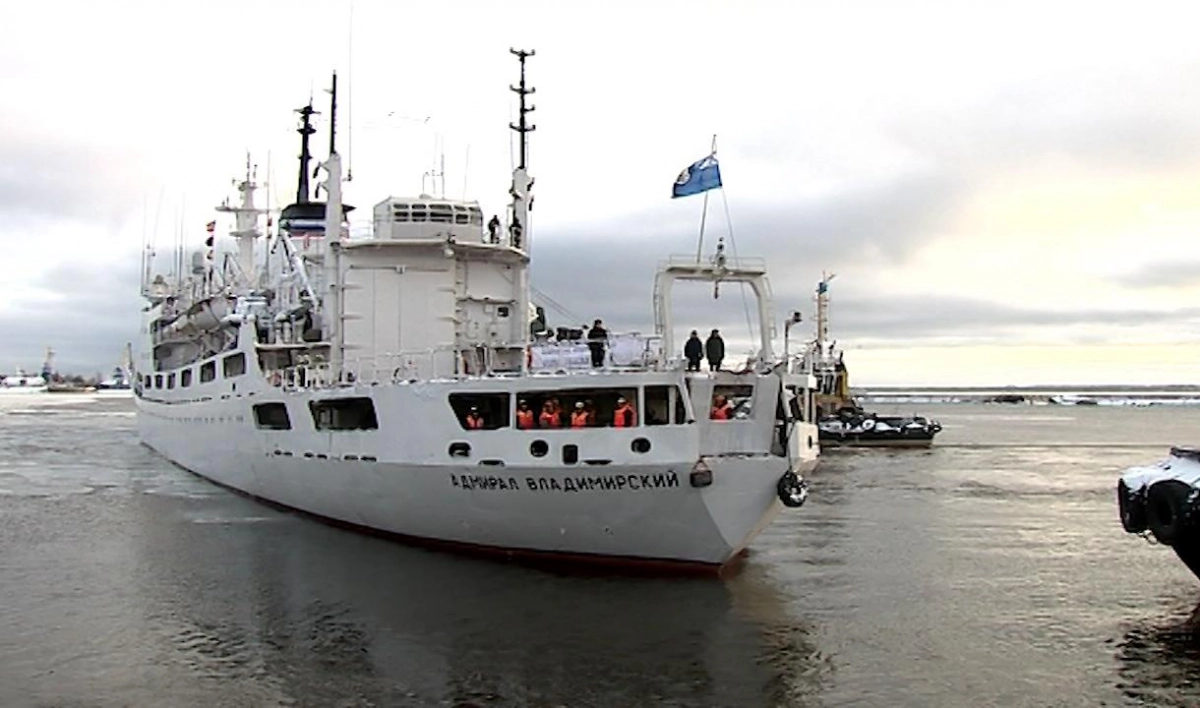 Судно «Адмирал Владимирский» прибыло на Сейшельские острова - tvspb.ru