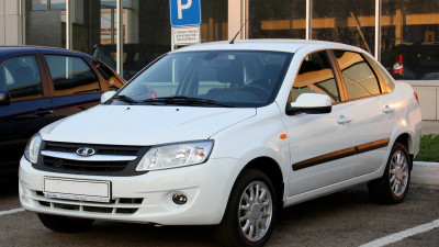 Lada Granta стала самой популярной машиной в России в 2021 году