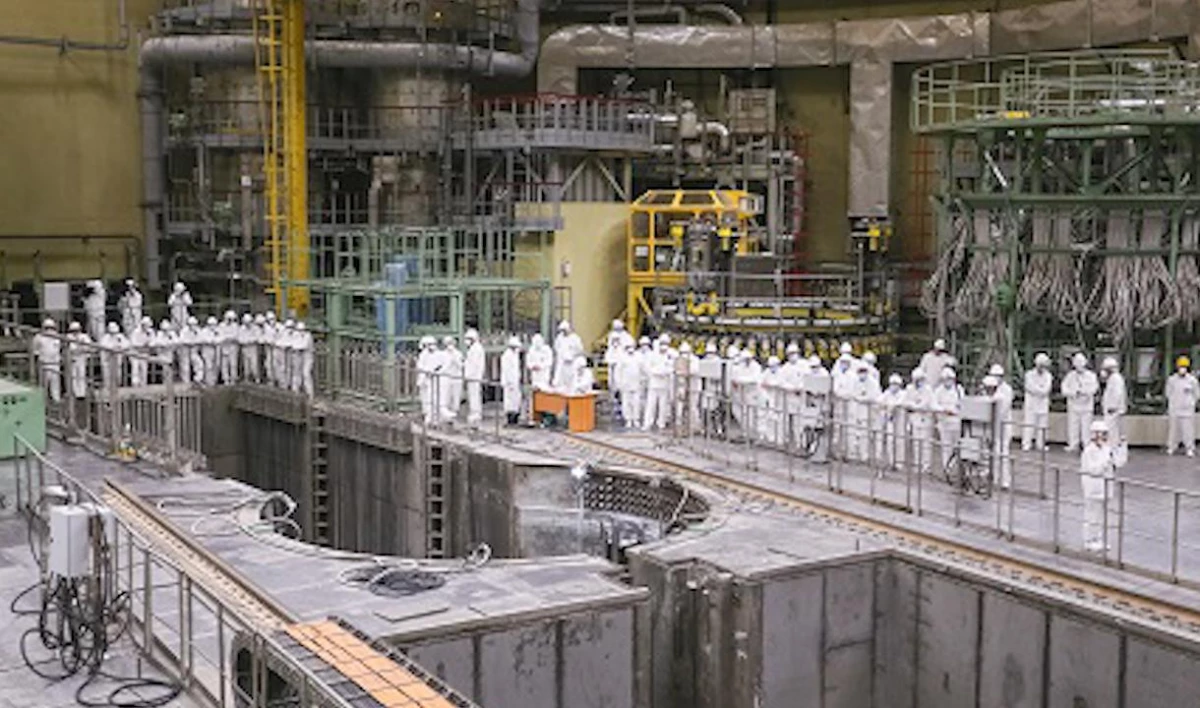 На Ленинградской АЭС-2 приступили к загрузке ядерного топлива в реактор второго блока - tvspb.ru