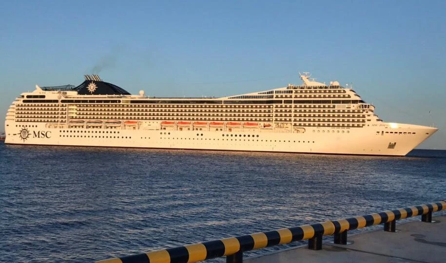 В «Морской фасад» прибыл первый пассажирский лайнер в этом году - tvspb.ru