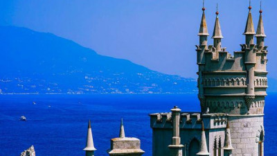 Немецкие депутаты прибыли в Крым, чтобы обсудить отмену санкций