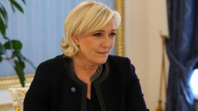 Марин Ле Пен усомнилась в атаке Франции на сирийские объекты