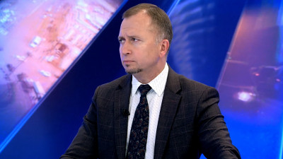 Глава Комздрава прокомментировал ситуацию со смертью мужчины, привитого от COVID