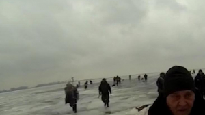 В Красносельском районе около 80 рыбаков вышли на лед