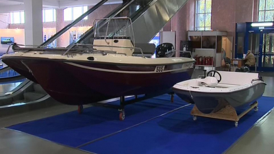 В Петербурге на научно-промышленном форуме представили лодки из композитных материалов