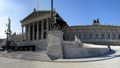 Австрийский экс-полковник, обвиняемый в шпионаже, заявил, что не передавал  данные в Россию