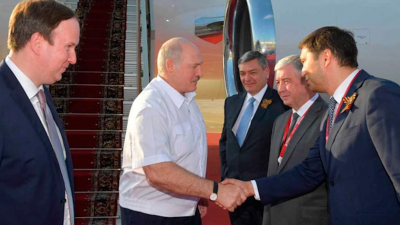 Александр Лукашенко прибыл в Москву для участия в параде Победы