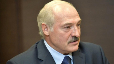 Александр Лукашенко прибыл в Петербург